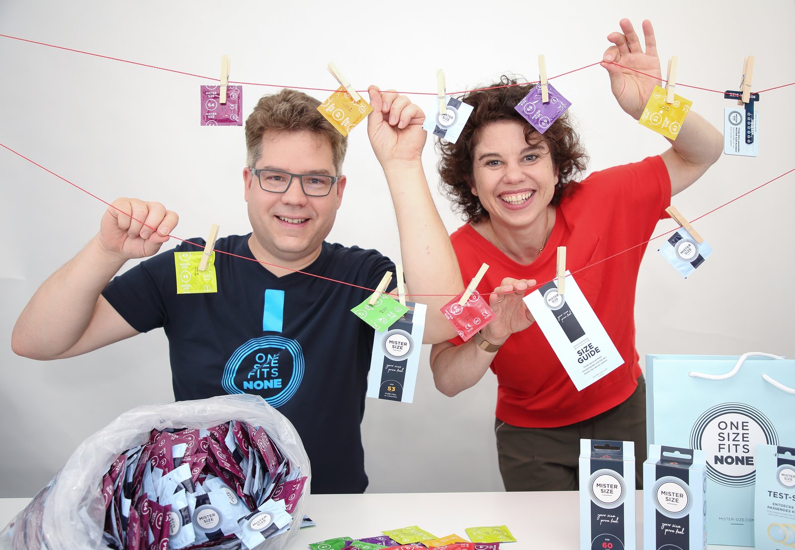 Jan och Eva Krause VD för Vinergy GmbH med Mister Size kondomer